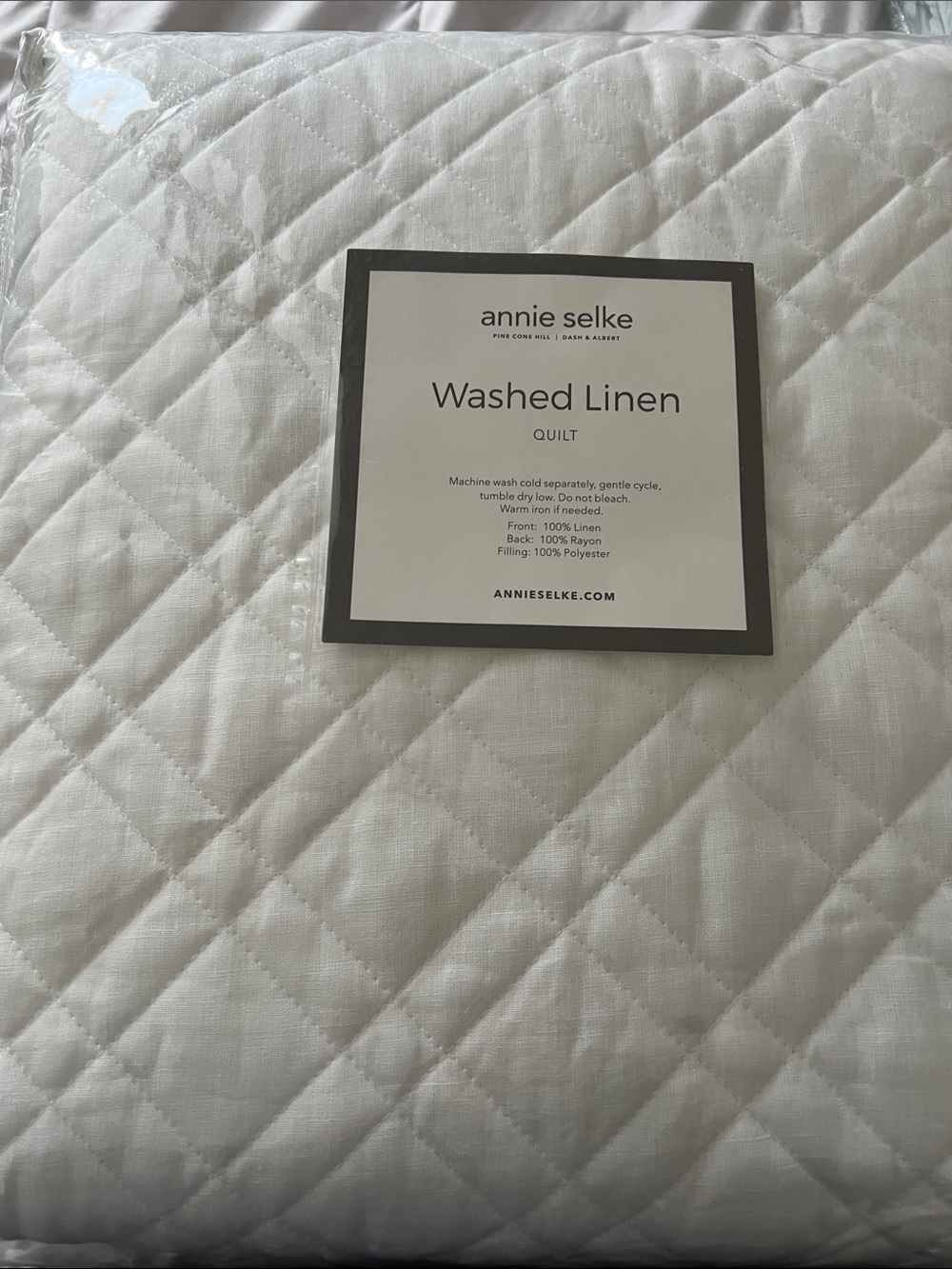 annie selke Washed Linen White Quilt - Soft Quilted Bedding
